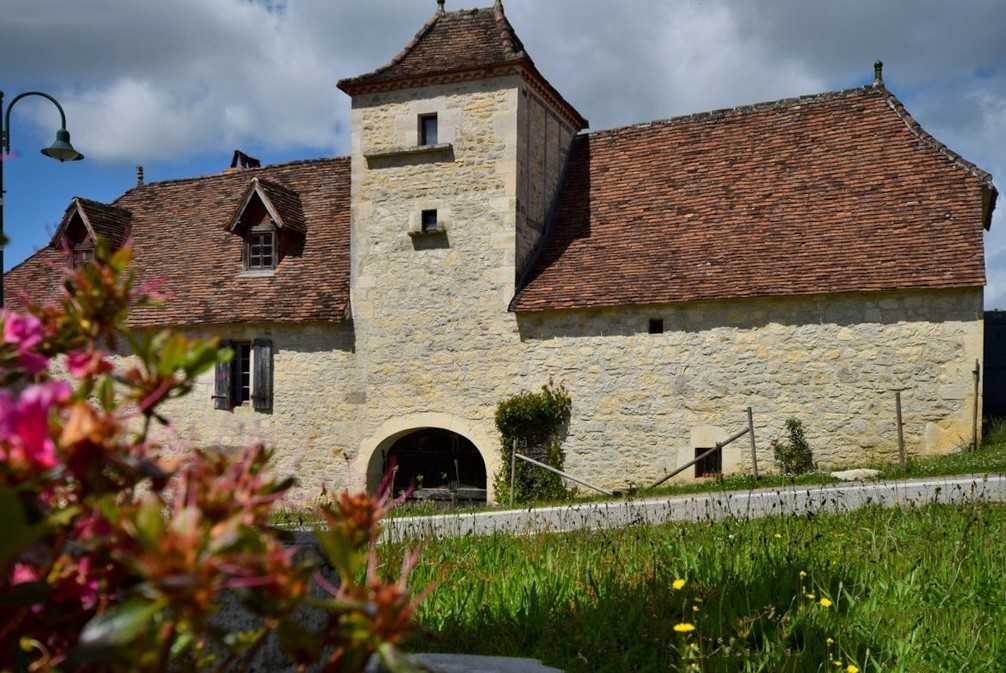 Fotky Ehemaliges Weingut mit Herrenhaus und Ferienhaus, Region Quercy