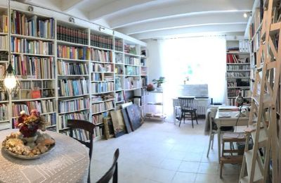 Kaštieľ na predaj Gémozac, Nouvelle-Aquitaine, Die Bibliothek mit Arbeitsplatz