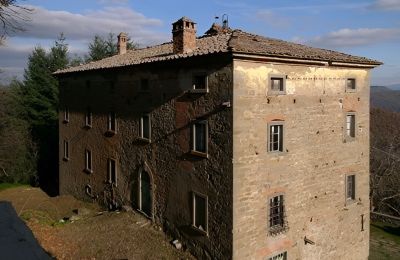 Zámok na predaj San Leo Bastia, Palazzo Vaiano, Umbria, Exteriérový pohľad