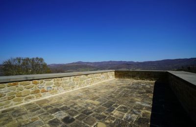 Hrad na predaj 06060 Pian di Marte, Torre D’Annibale, Umbria, Výhľad