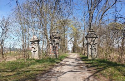 Historický park na predaj Dębe Wielkie, Ruda, województwo mazowieckie, Prístup