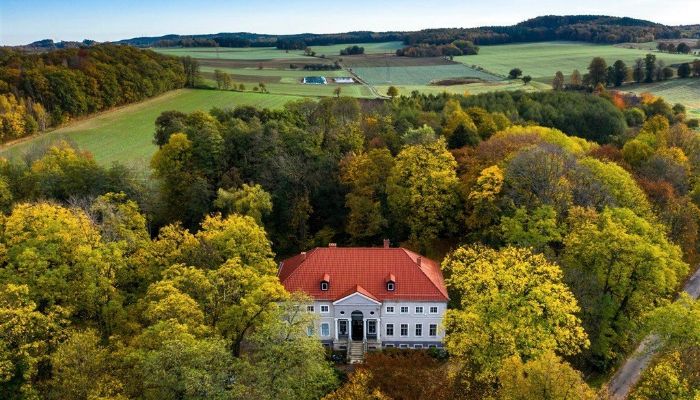 Zámok na predaj Sławnikowice, województwo dolnośląskie,  Poľsko, 1