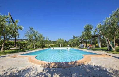 Vidiecky dom na predaj Chianciano Terme, Toscana, RIF 3061 Pool und Gazebo