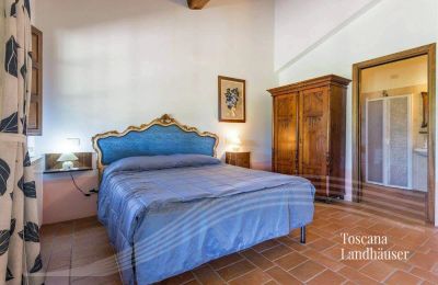 Vidiecky dom na predaj Chianciano Terme, Toscana, RIF 3061 Schlafzimmer 5 mit Blick in BZ