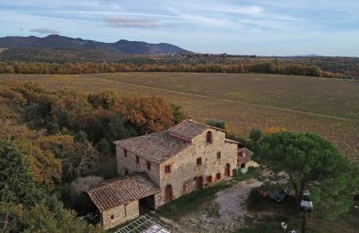 Vidiecky dom na predaj Gaiole in Chianti, Toscana, RIF 3073 Blick auf Anwesen