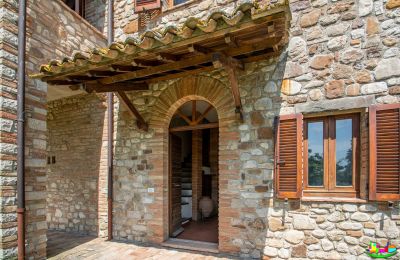 Vidiecky dom na predaj 06059 Todi, Umbria, Vchod