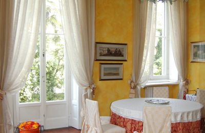 Historická vila na predaj Merate, Lombardsko, Obývacia izba