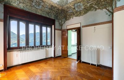 Historická vila na predaj Torno, Lombardsko, Tower Apartment