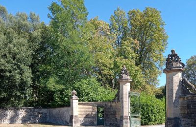 Zámok na predaj Saint-Bertrand-de-Comminges, Occitanie, Prístup