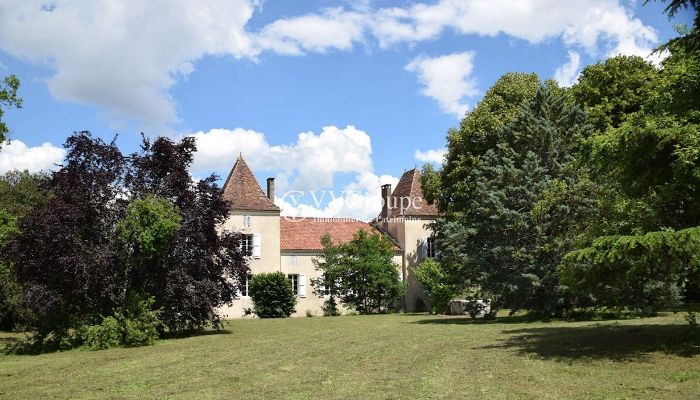 Kaštieľ na predaj Penne-d'Agenais, Nouvelle-Aquitaine,  Francúzsko