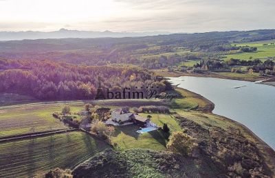 Kaštieľ na predaj Occitanie, Okolie nehnuteľnosti