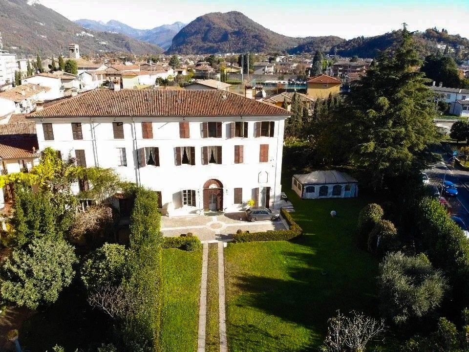 Fotky Villa Marchetti - Historické rezidencie v Lombardii