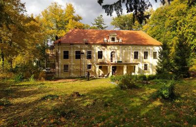 Zámok na predaj Plzeňský kraj, okres Klatovy, Klatovy, Plzeňský kraj, Obrázok 2/19