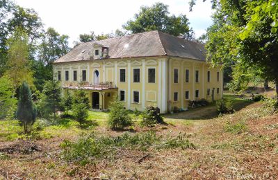 Zámok na predaj Plzeňský kraj, okres Klatovy, Klatovy, Plzeňský kraj, Exteriérový pohľad