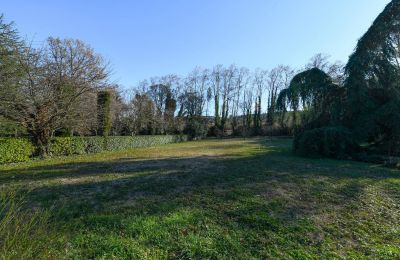 Kaštieľ na predaj Uzès, Occitanie, Zámocký park