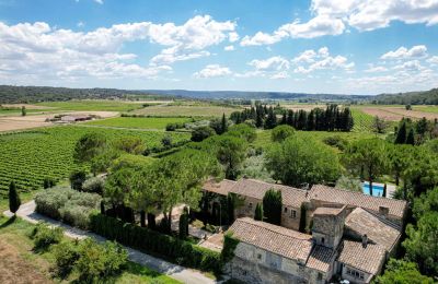 Kaštieľ na predaj Uzès, Occitanie, Všeobecný pohľad