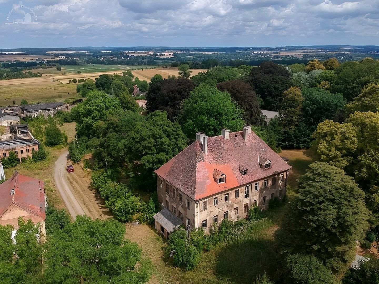 Fotky Pałac w Kostrzynie na sprzedaż, Dolnośląskie