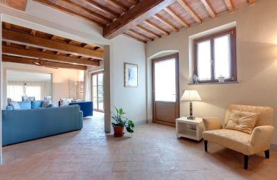 Dom s charakterom na predaj Certaldo, Toscana, RIF 2763 Blick in Wohnbereich