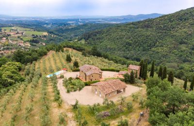 Vidiecky dom na predaj Figline e Incisa Valdarno, Toscana, RIF 2966 Blick auf Anwesen