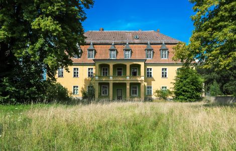 Schöne Gutshäuser und Herrenhäuser auf Photoportico