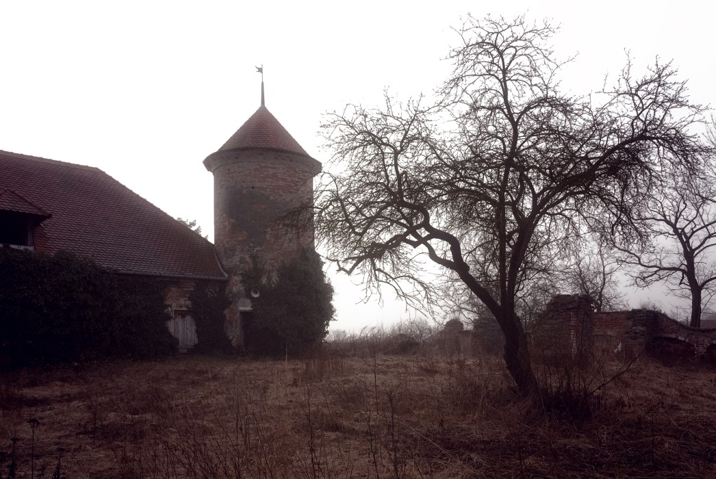 Unbewohnte Burg in Tschechien, Česká republika